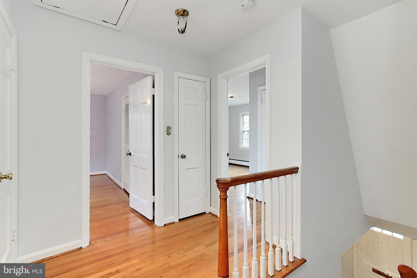 4018 N CHESTERBROOK RD, ARLINGTON, Virginia 22207, 4 Bedrooms Bedrooms, ,2 BathroomsBathrooms,Residential,For sale,4018 N CHESTERBROOK RD,VAAR2056222 MLS # VAAR2056222