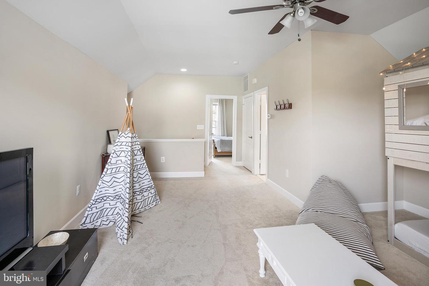 15774 DORNEYWOOD DR, LEESBURG, Virginia 20176, 7 Bedrooms Bedrooms, ,6 BathroomsBathrooms,Residential,For sale,15774 DORNEYWOOD DR,VALO2094186 MLS # VALO2094186