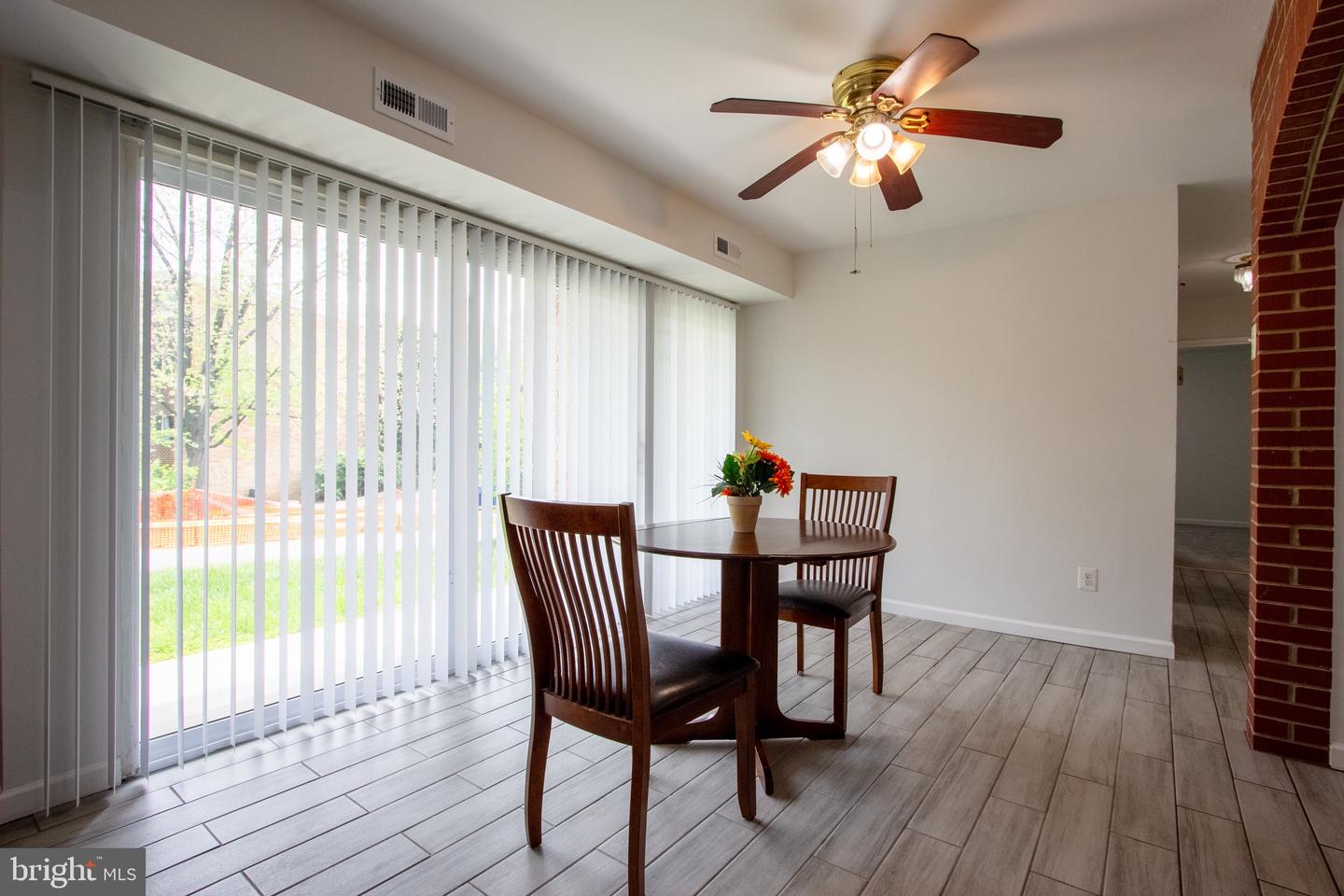 2905 CHARING CROSS RD #4, FALLS CHURCH, Virginia 22042, 3 Bedrooms Bedrooms, ,1 BathroomBathrooms,Residential,For sale,2905 CHARING CROSS RD #4,VAFX2235424 MLS # VAFX2235424