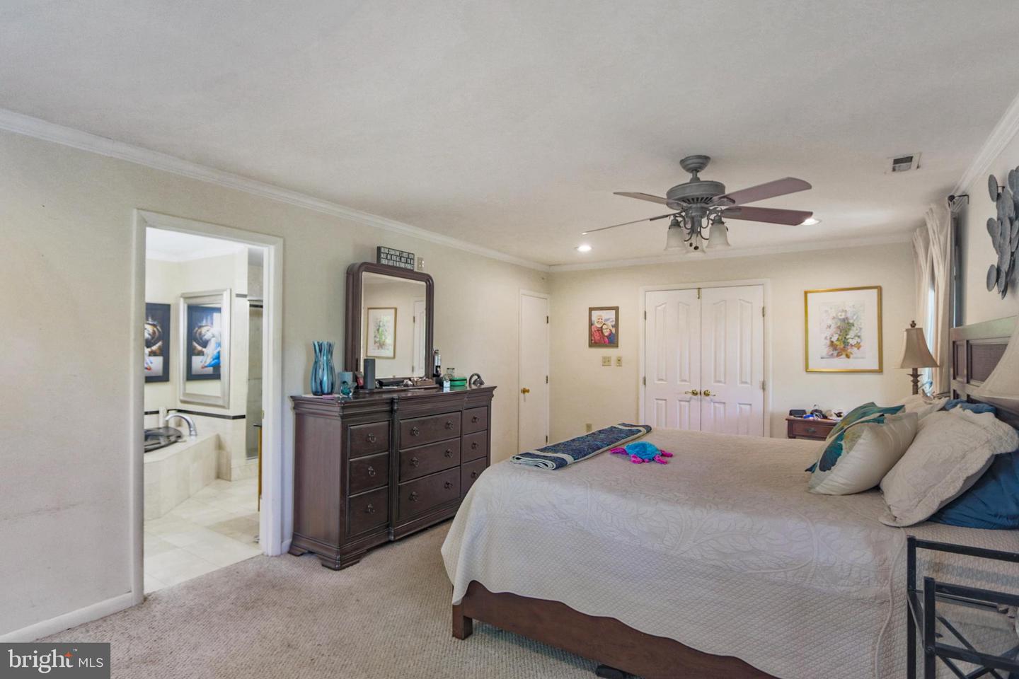 41 WOOD LANDING RD, FREDERICKSBURG, Virginia 22405, 4 Bedrooms Bedrooms, 12 Rooms Rooms,2 BathroomsBathrooms,Residential,For sale,41 WOOD LANDING RD,VAST2037998 MLS # VAST2037998