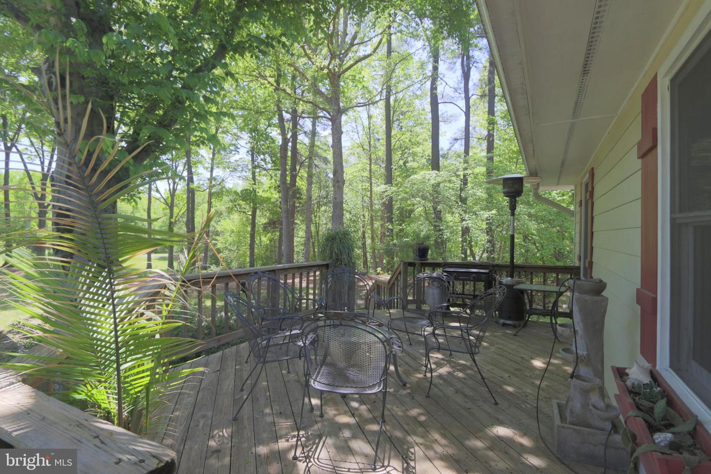 41 WOOD LANDING RD, FREDERICKSBURG, Virginia 22405, 4 Bedrooms Bedrooms, 12 Rooms Rooms,2 BathroomsBathrooms,Residential,For sale,41 WOOD LANDING RD,VAST2037998 MLS # VAST2037998
