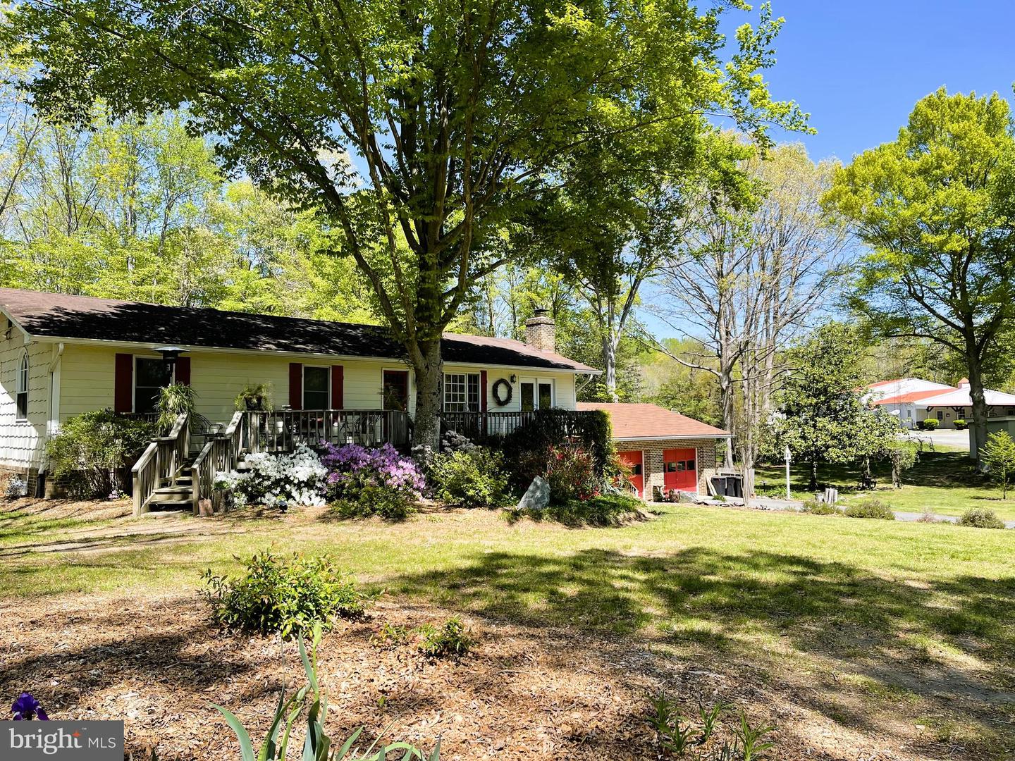41 WOOD LANDING RD, FREDERICKSBURG, Virginia 22405, 2 Bedrooms Bedrooms, 12 Rooms Rooms,2 BathroomsBathrooms,Residential,For sale,41 WOOD LANDING RD,VAST2037998 MLS # VAST2037998