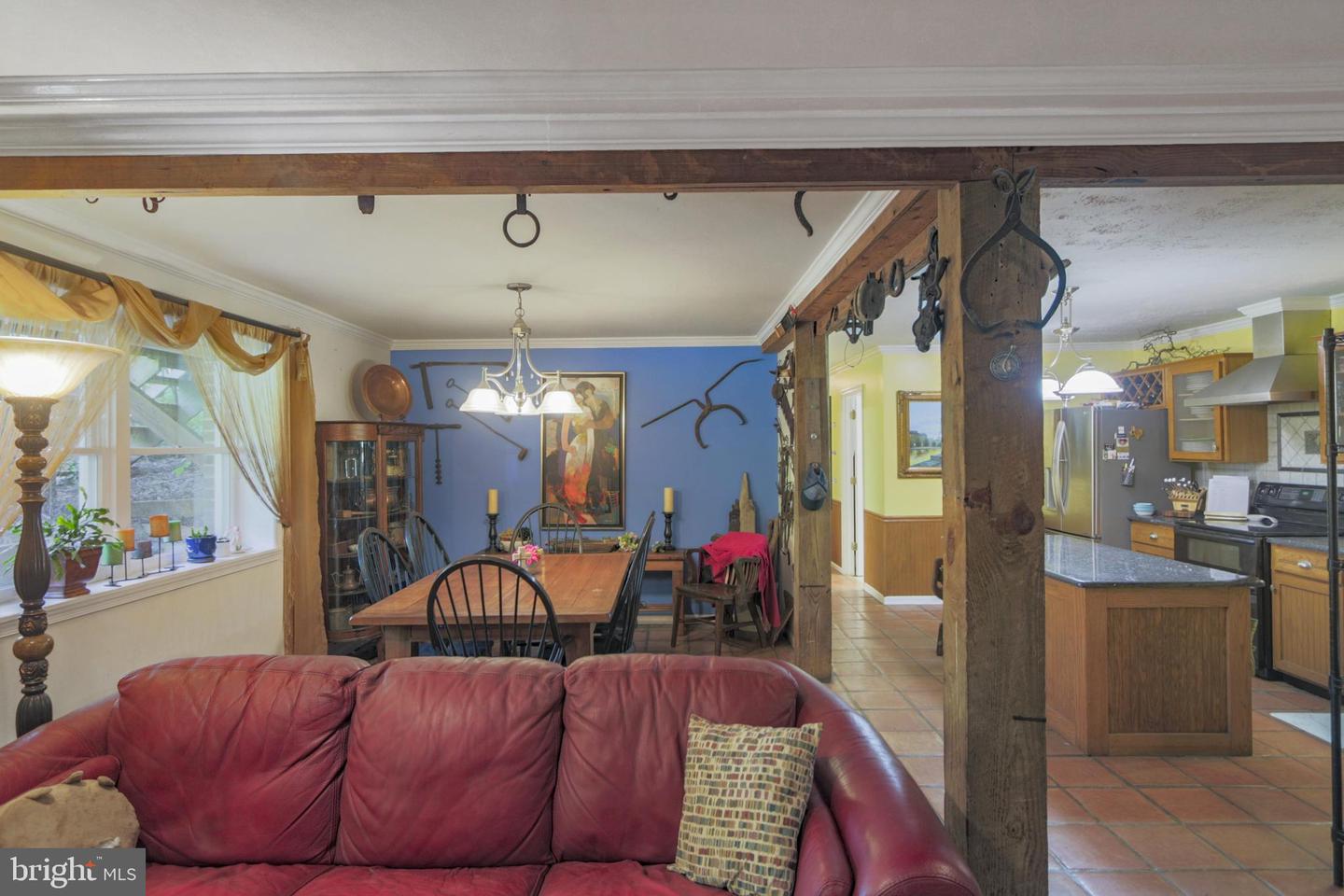 41 WOOD LANDING RD, FREDERICKSBURG, Virginia 22405, 4 Bedrooms Bedrooms, 12 Rooms Rooms,2 BathroomsBathrooms,Residential,For sale,41 WOOD LANDING RD,VAST2037998 MLS # VAST2037998
