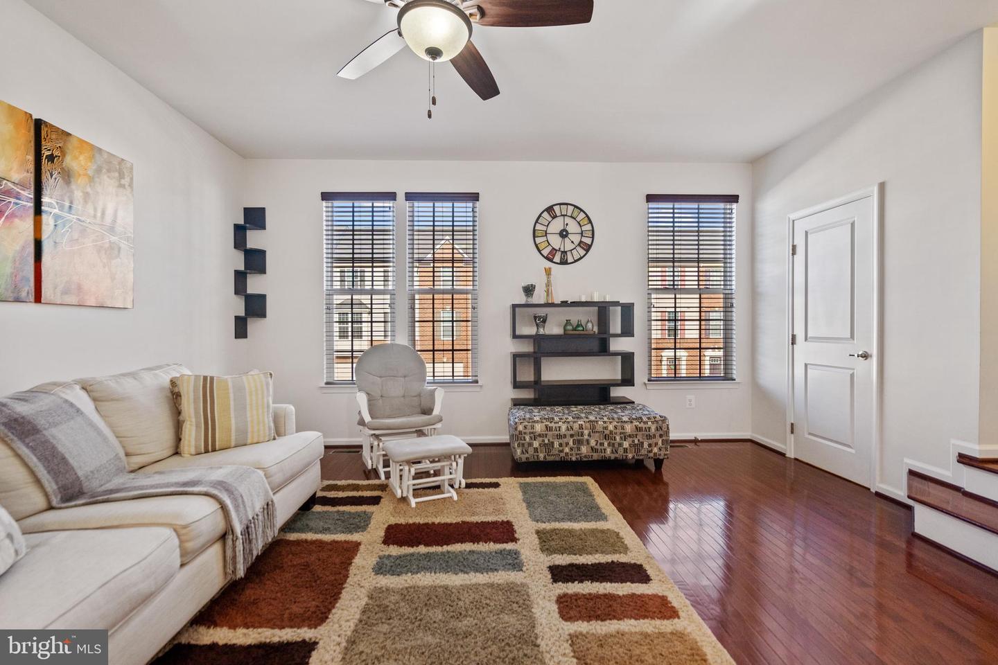 22864 CHESTNUT OAK TER, STERLING, Virginia 20166, 3 Bedrooms Bedrooms, ,2 BathroomsBathrooms,Residential,For sale,22864 CHESTNUT OAK TER,VALO2094368 MLS # VALO2094368