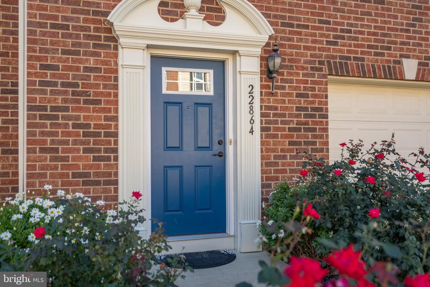 22864 CHESTNUT OAK TER, STERLING, Virginia 20166, 3 Bedrooms Bedrooms, ,2 BathroomsBathrooms,Residential,For sale,22864 CHESTNUT OAK TER,VALO2094368 MLS # VALO2094368