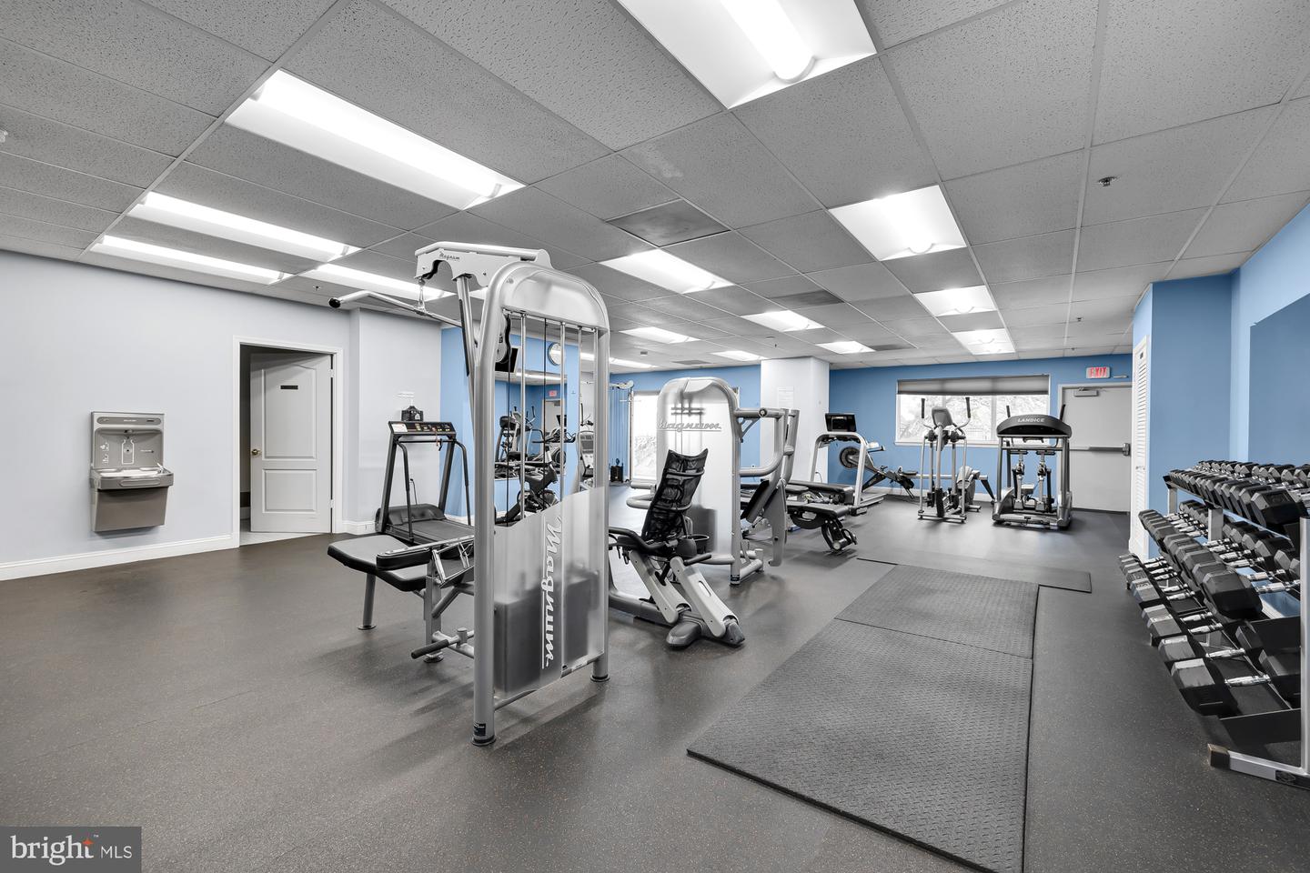 1211 S EADS ST #604, ARLINGTON, Virginia 22202, 2 Bedrooms Bedrooms, ,2 BathroomsBathrooms,Residential,For sale,1211 S EADS ST #604,VAAR2056308 MLS # VAAR2056308