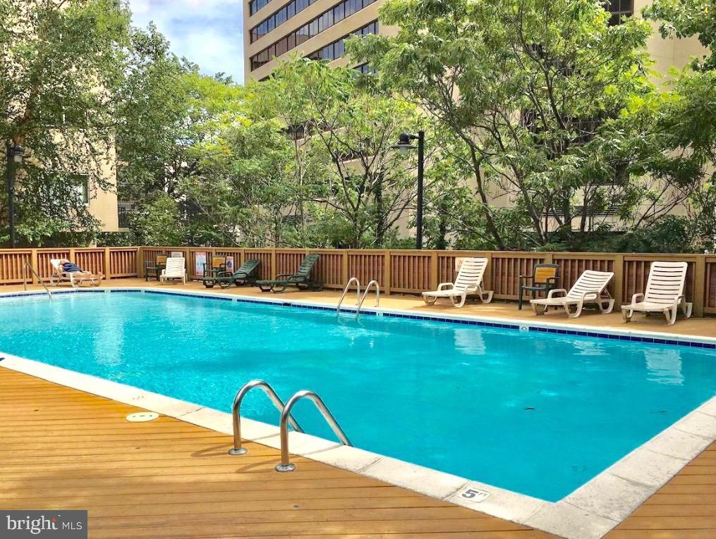 1211 S EADS ST #604, ARLINGTON, Virginia 22202, 2 Bedrooms Bedrooms, ,2 BathroomsBathrooms,Residential,For sale,1211 S EADS ST #604,VAAR2056308 MLS # VAAR2056308