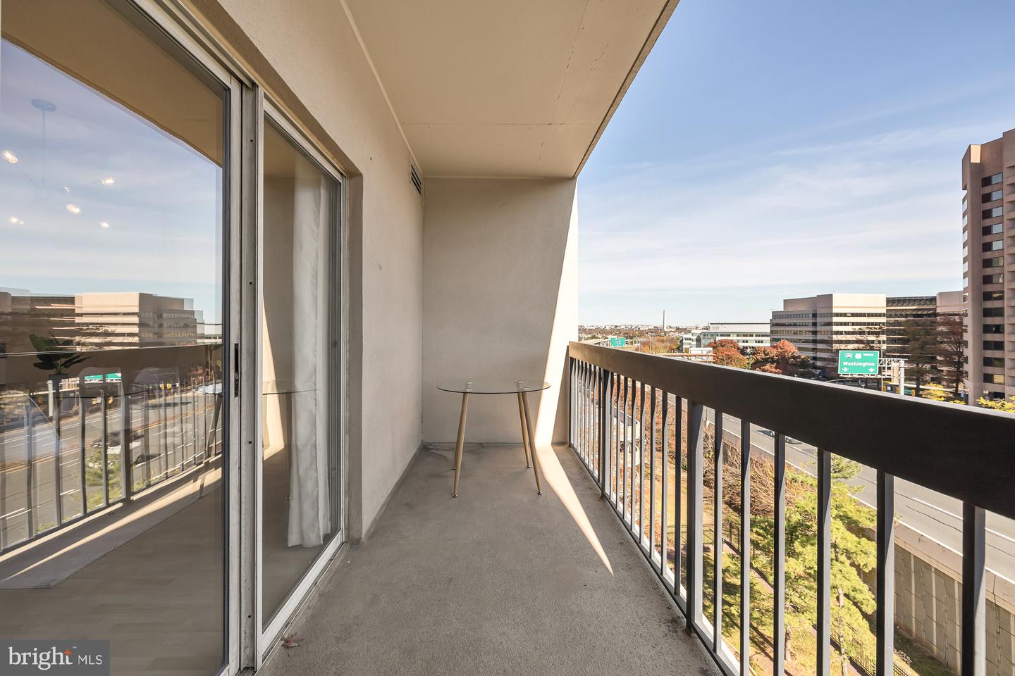1211 S EADS ST #604, ARLINGTON, Virginia 22202, 2 Bedrooms Bedrooms, ,2 BathroomsBathrooms,Residential,For sale,1211 S EADS ST #604,VAAR2056308 MLS # VAAR2056308