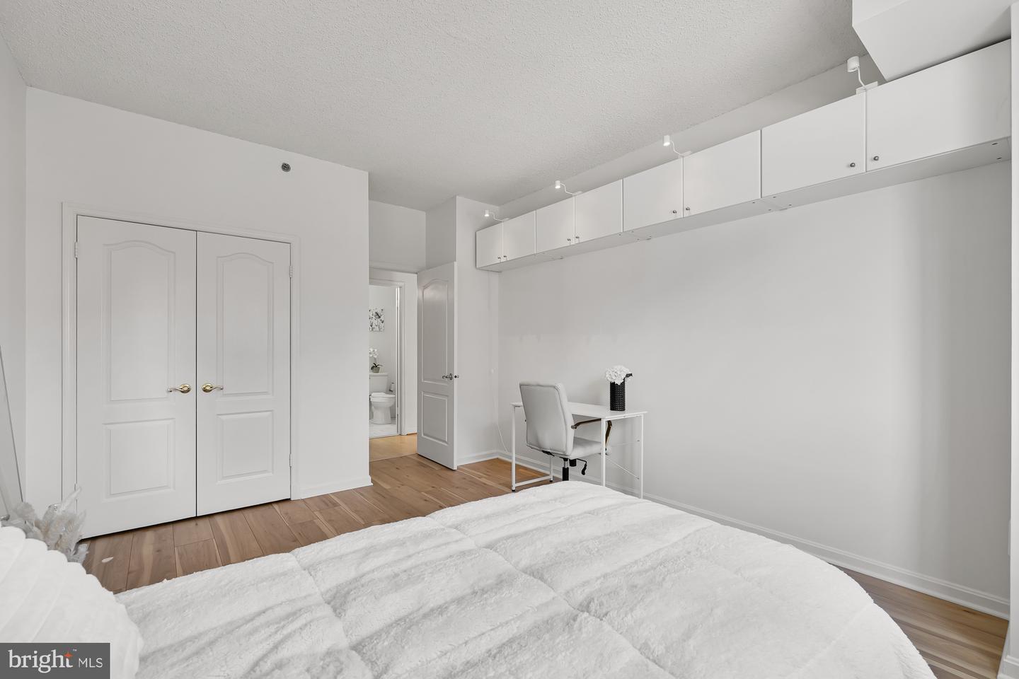 1211 S EADS ST #604, ARLINGTON, Virginia 22202, 2 Bedrooms Bedrooms, ,2 BathroomsBathrooms,Residential,For sale,1211 S EADS ST #604,VAAR2056308 MLS # VAAR2056308
