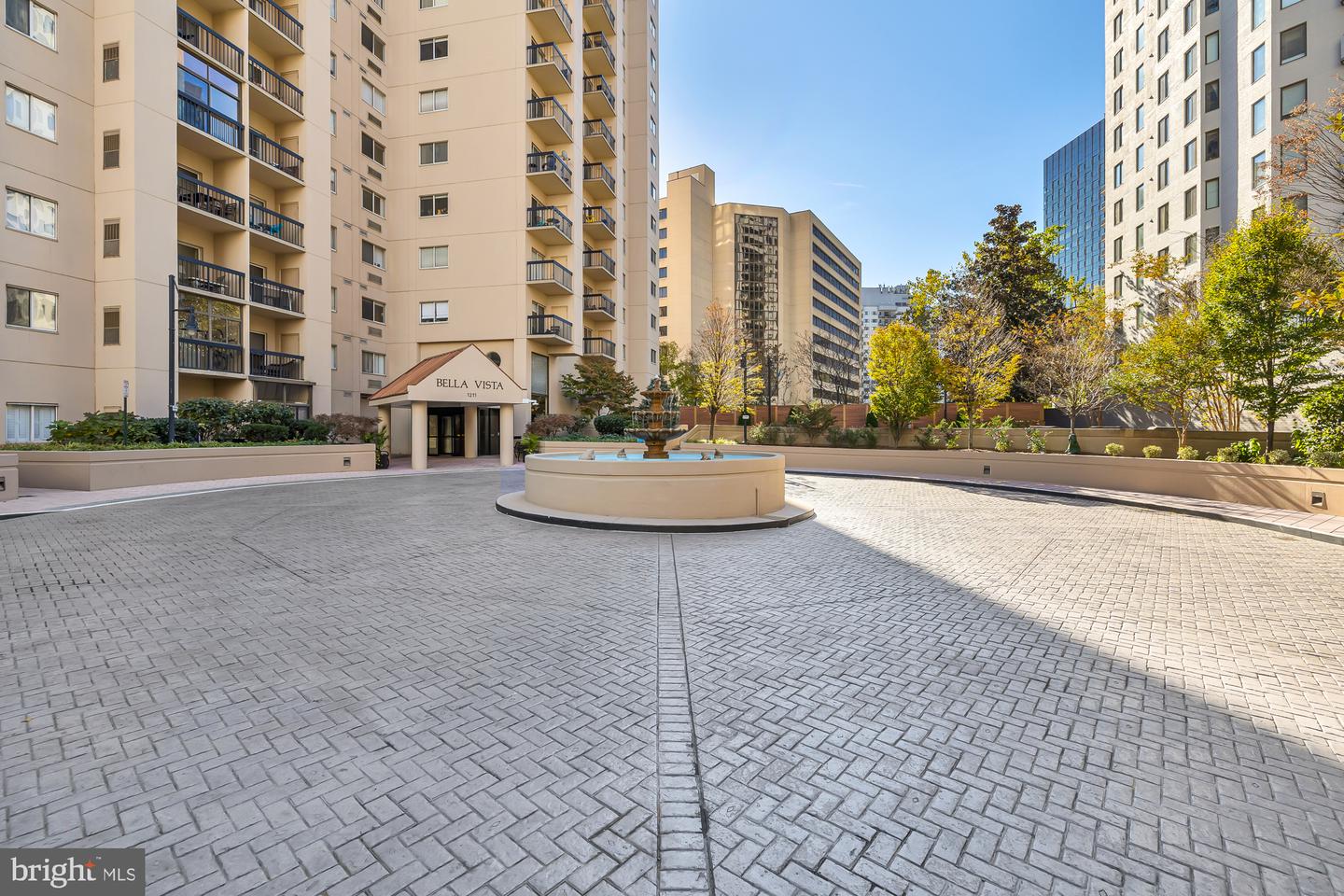 1211 S EADS ST #604, ARLINGTON, Virginia 22202, 2 Bedrooms Bedrooms, ,2 BathroomsBathrooms,Residential,For sale,1211 S EADS ST #604,VAAR2056308 MLS # VAAR2056308