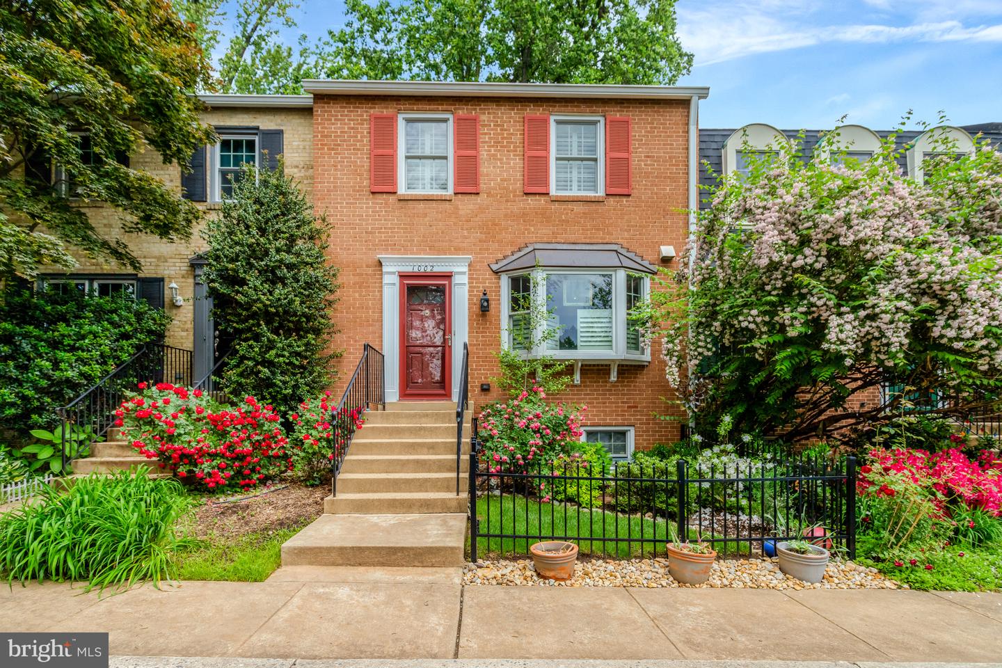 1002 ELLISON SQ, FALLS CHURCH, Virginia 22046, 3 Bedrooms Bedrooms, ,2 BathroomsBathrooms,Residential,For sale,1002 ELLISON SQ,VAFA2002926 MLS # VAFA2002926