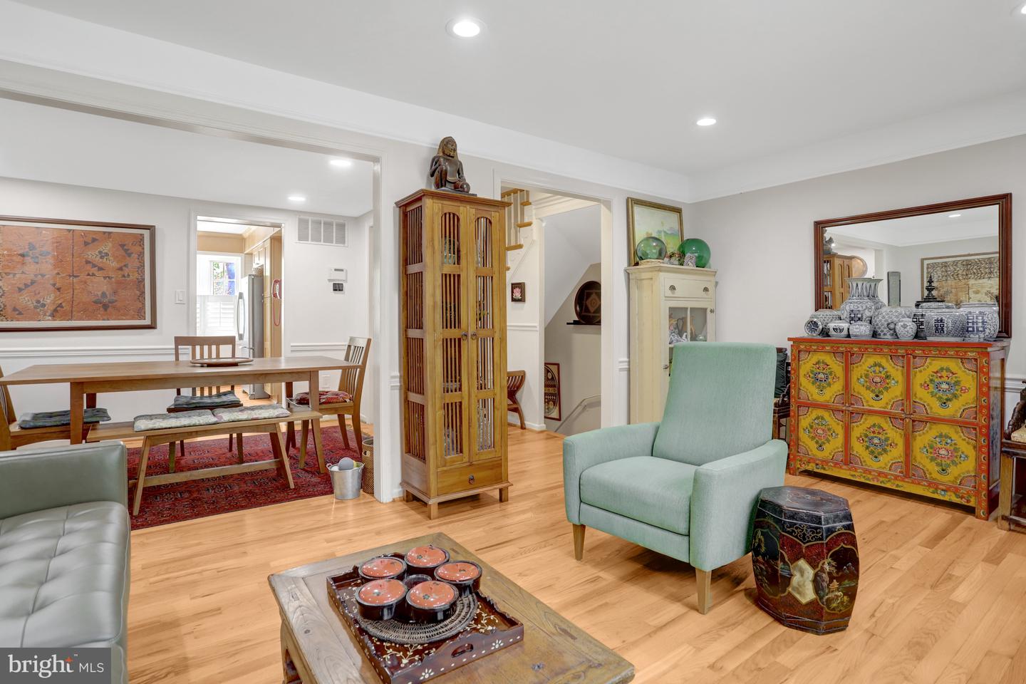 1002 ELLISON SQ, FALLS CHURCH, Virginia 22046, 3 Bedrooms Bedrooms, ,2 BathroomsBathrooms,Residential,For sale,1002 ELLISON SQ,VAFA2002926 MLS # VAFA2002926