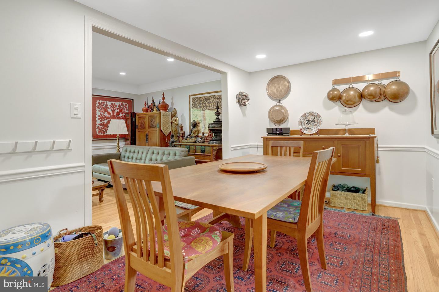 1002 ELLISON SQ, FALLS CHURCH, Virginia 22046, 3 Bedrooms Bedrooms, ,2 BathroomsBathrooms,Residential,For sale,1002 ELLISON SQ,VAFA2002926 MLS # VAFA2002926