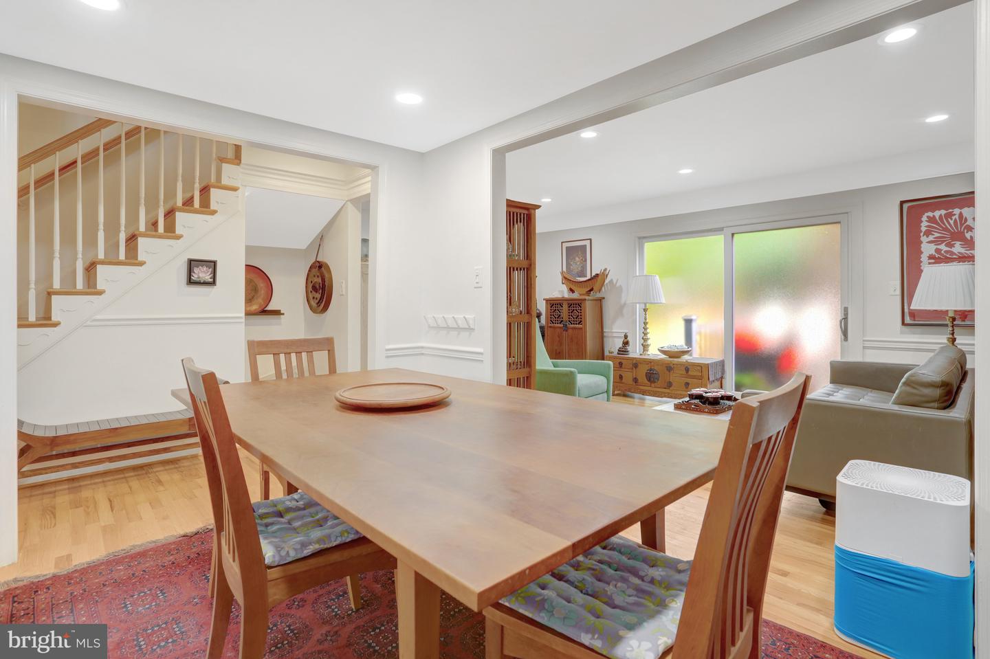 1002 ELLISON SQ, FALLS CHURCH, Virginia 22046, 3 Bedrooms Bedrooms, ,2 BathroomsBathrooms,Residential,For sale,1002 ELLISON SQ,VAFA2002926 MLS # VAFA2002926