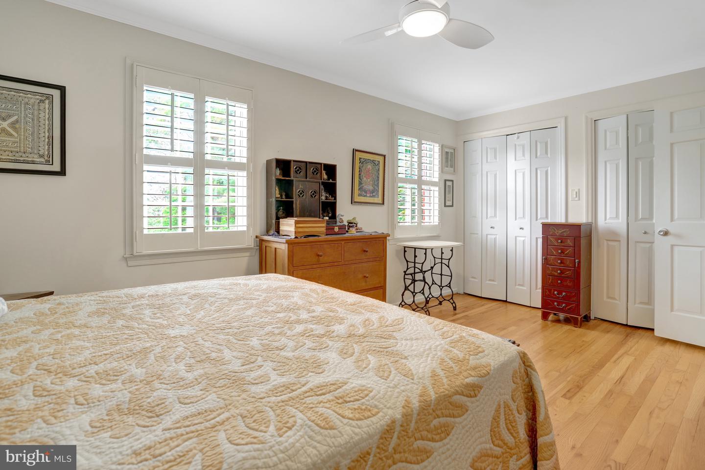1002 ELLISON SQ, FALLS CHURCH, Virginia 22046, 3 Bedrooms Bedrooms, ,2 BathroomsBathrooms,Residential,For sale,1002 ELLISON SQ,VAFA2002926 MLS # VAFA2002926