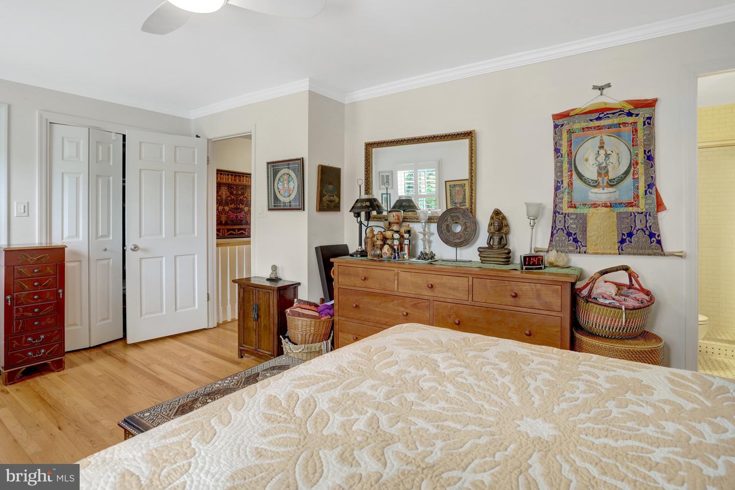1002 ELLISON SQ, FALLS CHURCH, Virginia 22046, 3 Bedrooms Bedrooms, ,2 BathroomsBathrooms,Residential,For sale,1002 ELLISON SQ,VAFA2002926 MLS # VAFA2002926