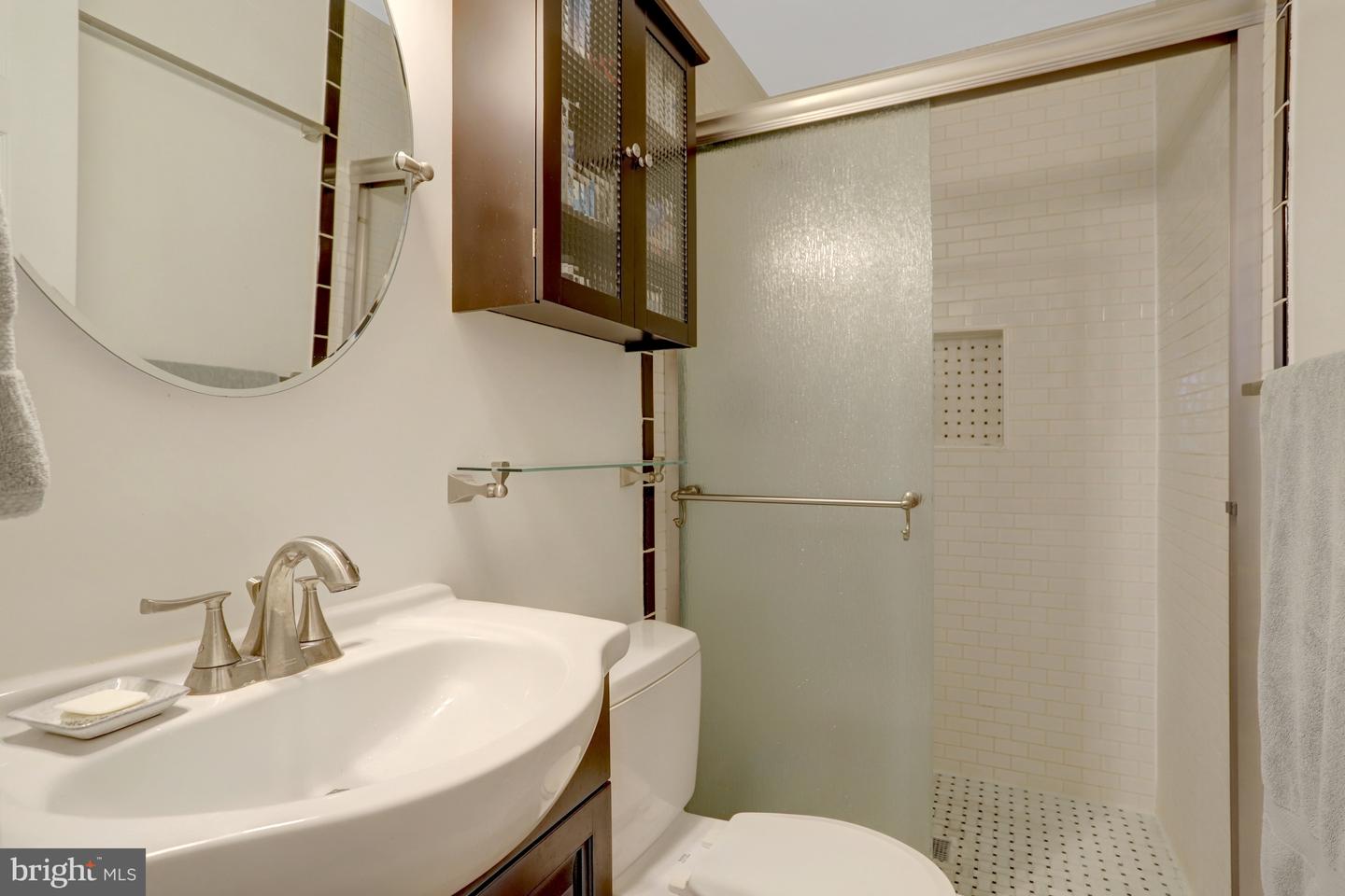 1002 ELLISON SQ, FALLS CHURCH, Virginia 22046, 3 Bedrooms Bedrooms, ,2 BathroomsBathrooms,Residential,For sale,1002 ELLISON SQ,VAFA2002926 MLS # VAFA2002926
