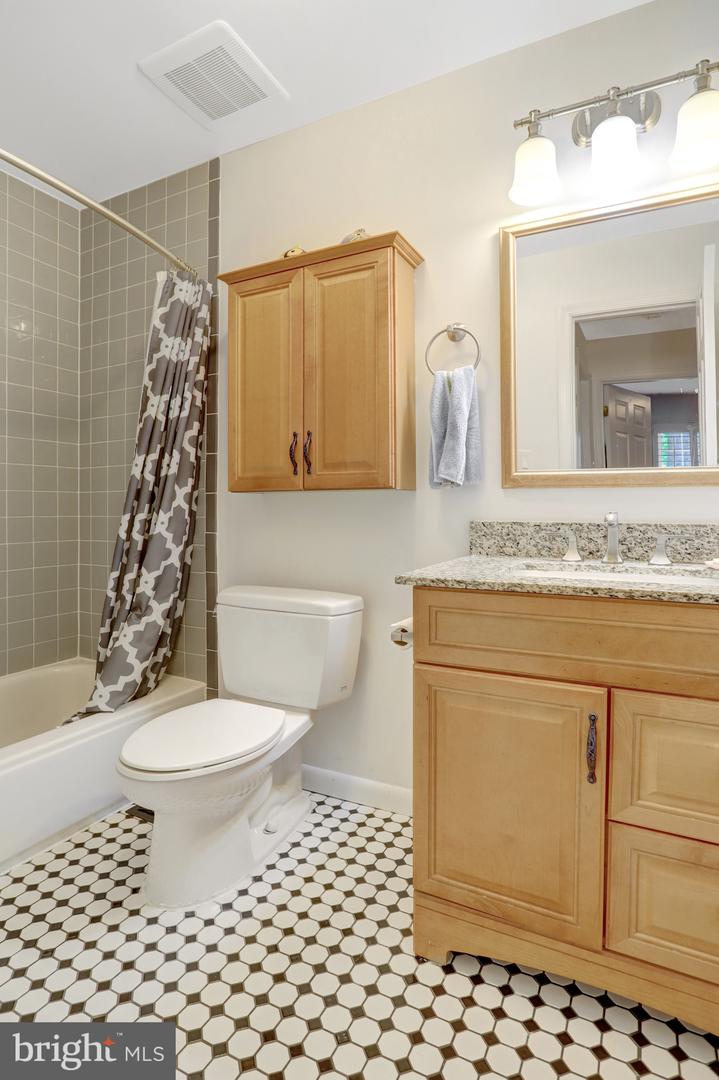 1002 ELLISON SQ, FALLS CHURCH, Virginia 22046, 3 Bedrooms Bedrooms, ,2 BathroomsBathrooms,Residential,For sale,1002 ELLISON SQ,VAFA2002926 MLS # VAFA2002926