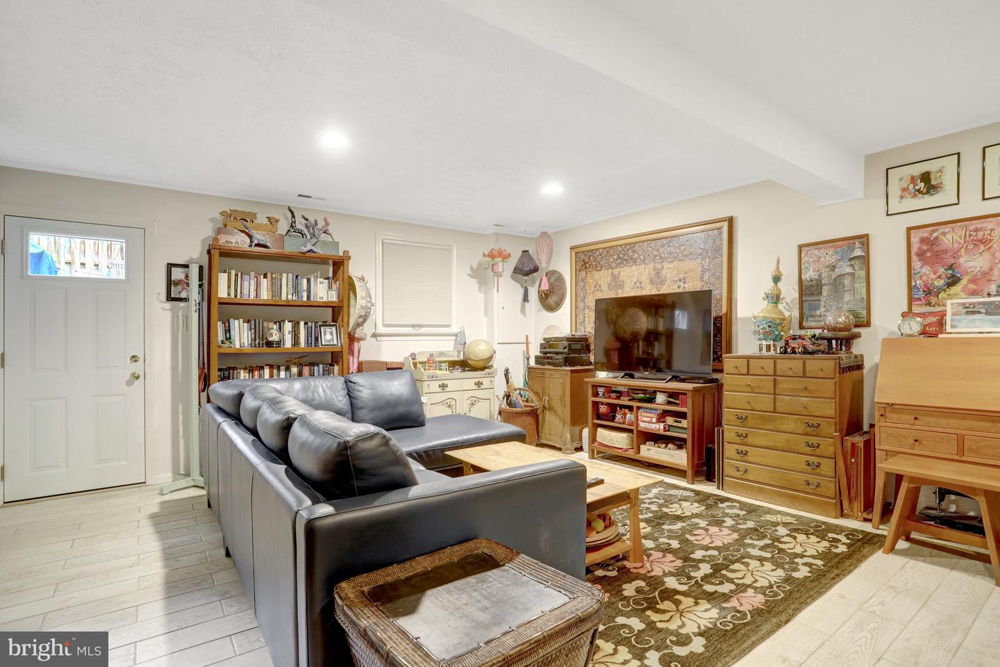 1002 ELLISON SQ, FALLS CHURCH, Virginia 22046, 3 Bedrooms Bedrooms, ,2 BathroomsBathrooms,Residential,For sale,1002 ELLISON SQ,VAFA2002926 MLS # VAFA2002926