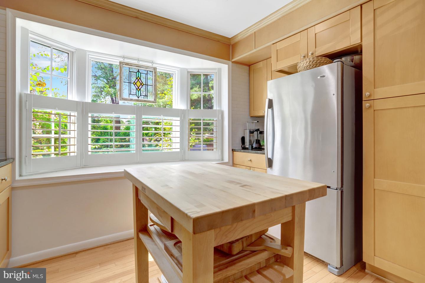 1002 ELLISON SQ, FALLS CHURCH, Virginia 22046, 3 Bedrooms Bedrooms, ,2 BathroomsBathrooms,Residential,For sale,1002 ELLISON SQ,VAFA2002926 MLS # VAFA2002926