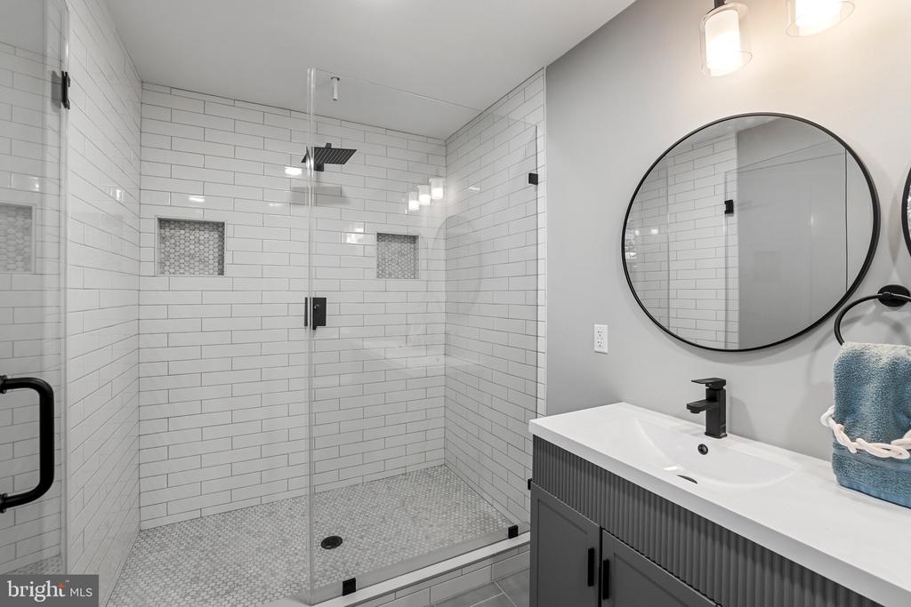 7251 N SEMINOLE TRL, Virginia 22725, 4 Bedrooms Bedrooms, ,3 BathroomsBathrooms,Residential,7251 N SEMINOLE TRL,VAMA2002186 MLS # VAMA2002186