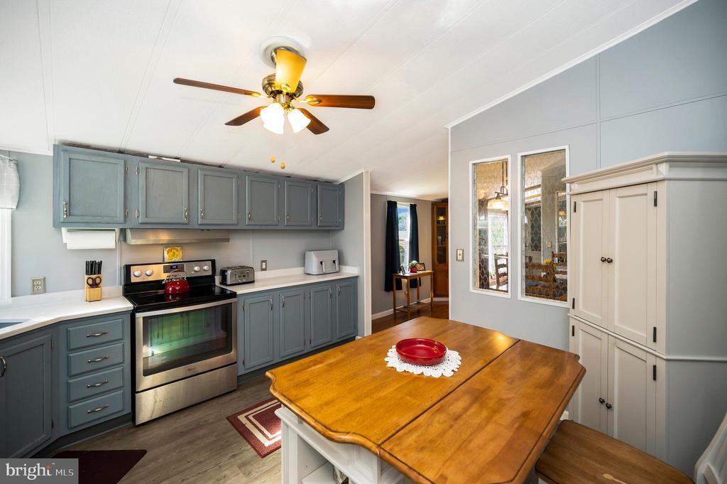 6744 COURTHOUSE RD, SPOTSYLVANIA, Virginia 22551, 3 Bedrooms Bedrooms, ,2 BathroomsBathrooms,Residential,6744 COURTHOUSE RD,VASP2032958 MLS # VASP2032958