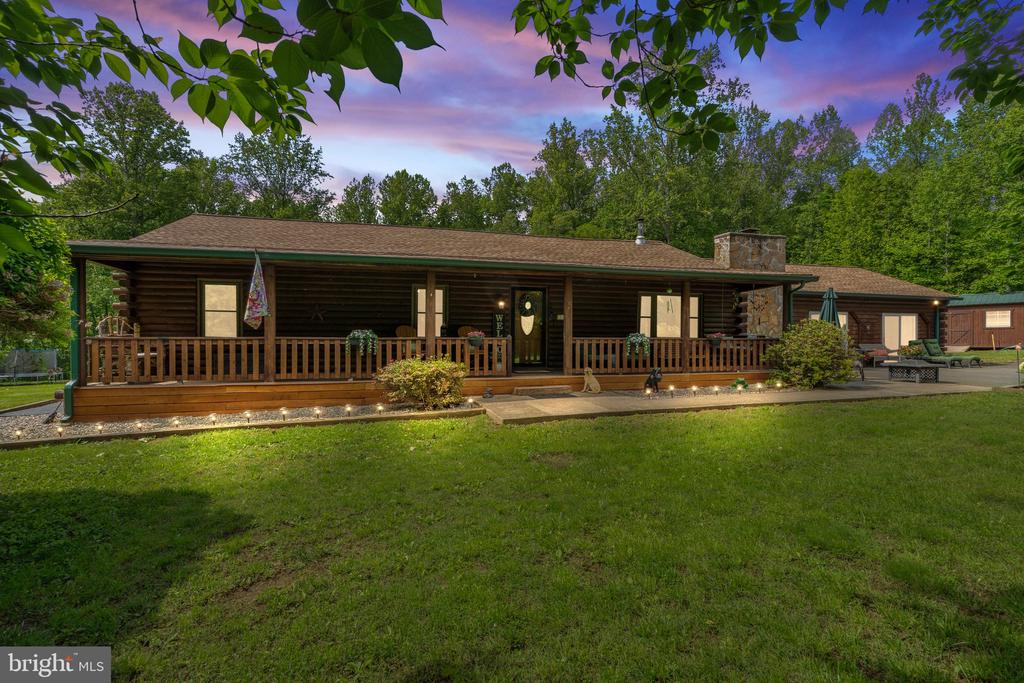 4162 PINEWOOD LN, JEFFERSONTON, Virginia 22724, 5 Bedrooms Bedrooms, ,4 BathroomsBathrooms,Residential,4162 PINEWOOD LN,VACU2010550 MLS # VACU2010550