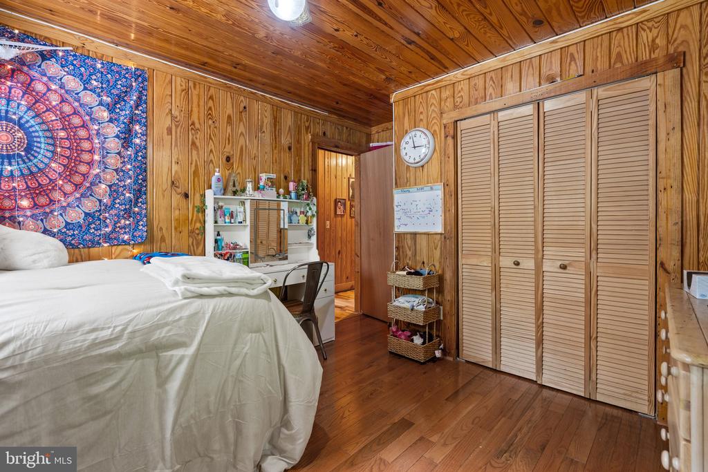 4162 PINEWOOD LN, JEFFERSONTON, Virginia 22724, 5 Bedrooms Bedrooms, ,4 BathroomsBathrooms,Residential,4162 PINEWOOD LN,VACU2010550 MLS # VACU2010550