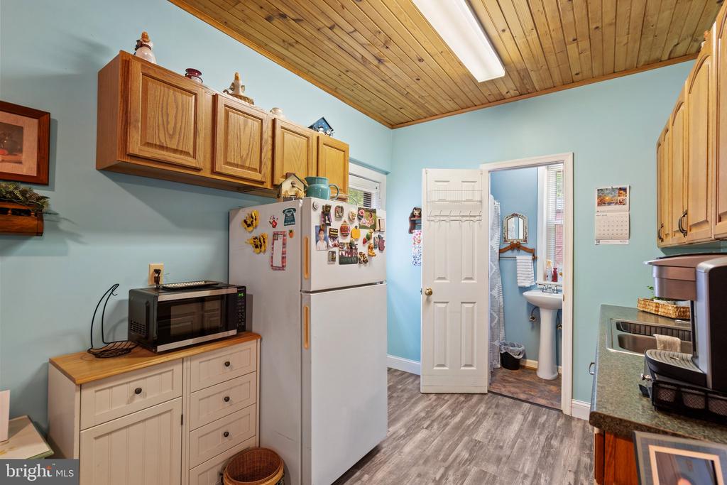 4162 PINEWOOD LN, JEFFERSONTON, Virginia 22724, 5 Bedrooms Bedrooms, ,4 BathroomsBathrooms,Residential,4162 PINEWOOD LN,VACU2010550 MLS # VACU2010550