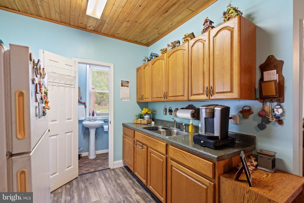4162 PINEWOOD LN, JEFFERSONTON, Virginia 22724, 5 Bedrooms Bedrooms, ,4 BathroomsBathrooms,Residential,4162 PINEWOOD LN,VACU2010550 MLS # VACU2010550