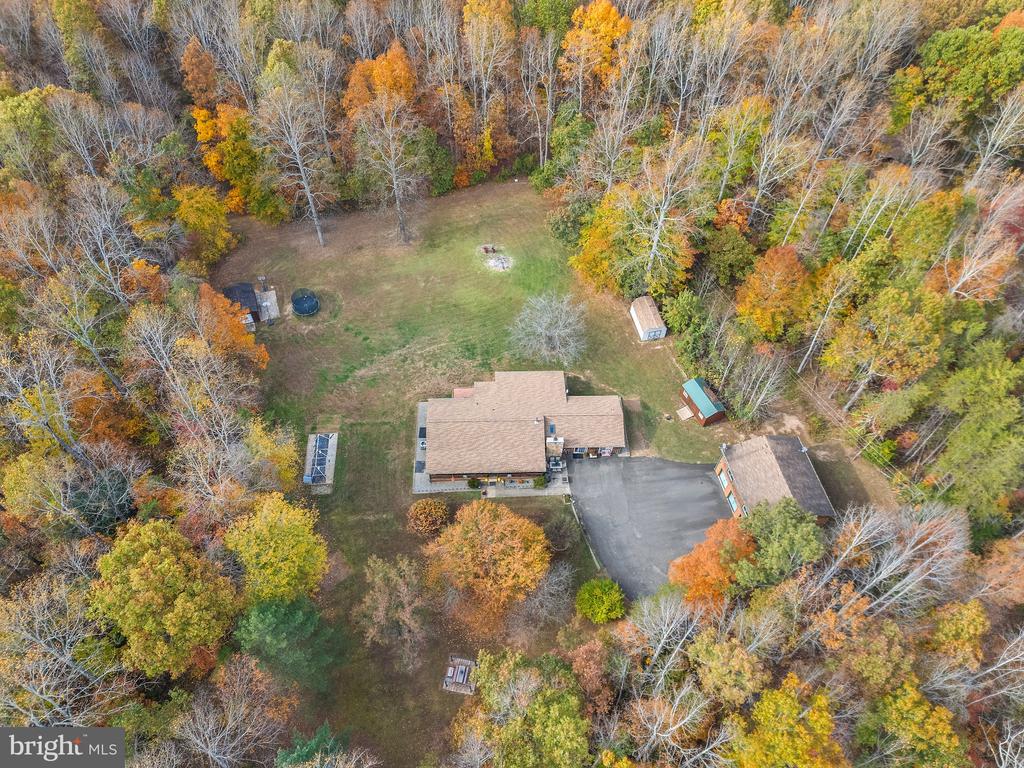 4162 PINEWOOD LN, JEFFERSONTON, Virginia 22724, 5 Bedrooms Bedrooms, ,4 BathroomsBathrooms,Residential,4162 PINEWOOD LN,VACU2010550 MLS # VACU2010550