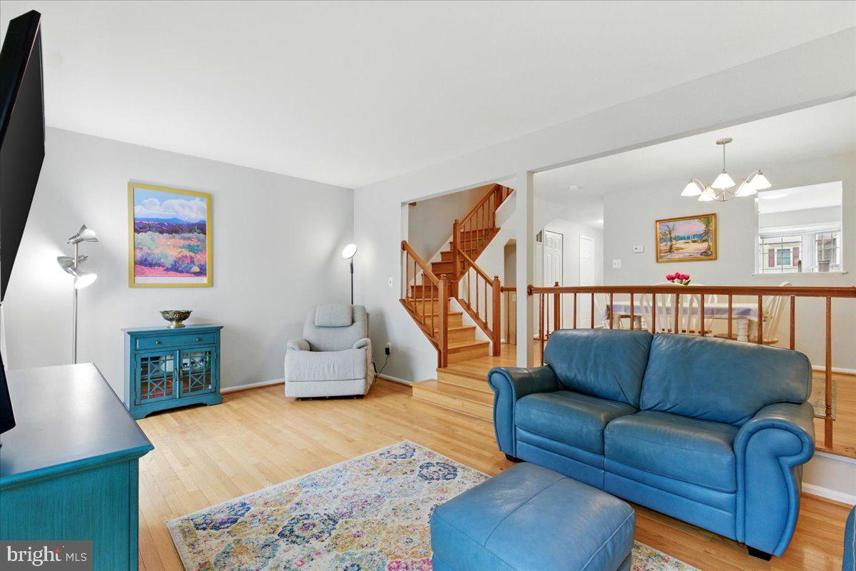 14474 FOUR CHIMNEY DR, CENTREVILLE, Virginia 20120, 3 Bedrooms Bedrooms, ,2 BathroomsBathrooms,Residential,For sale,14474 FOUR CHIMNEY DR,VAFX2235606 MLS # VAFX2235606