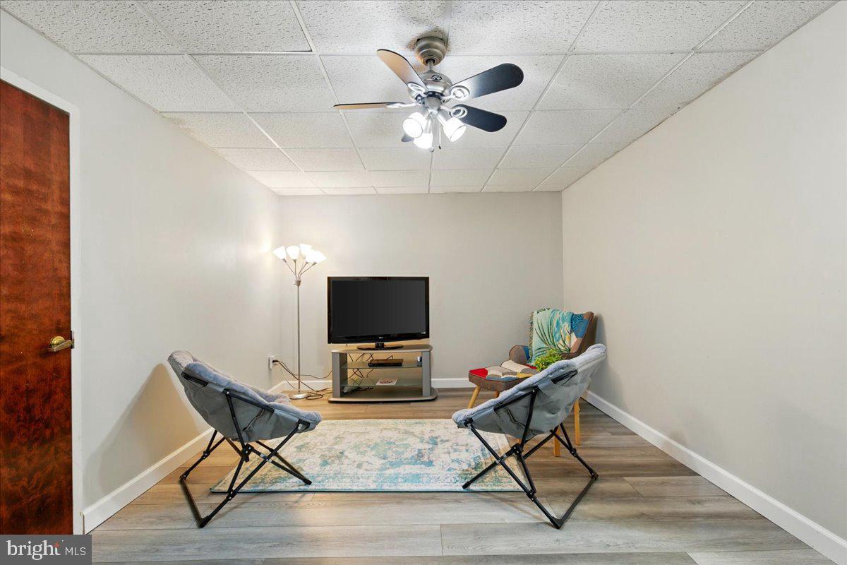 14474 FOUR CHIMNEY DR, CENTREVILLE, Virginia 20120, 3 Bedrooms Bedrooms, ,2 BathroomsBathrooms,Residential,For sale,14474 FOUR CHIMNEY DR,VAFX2235606 MLS # VAFX2235606