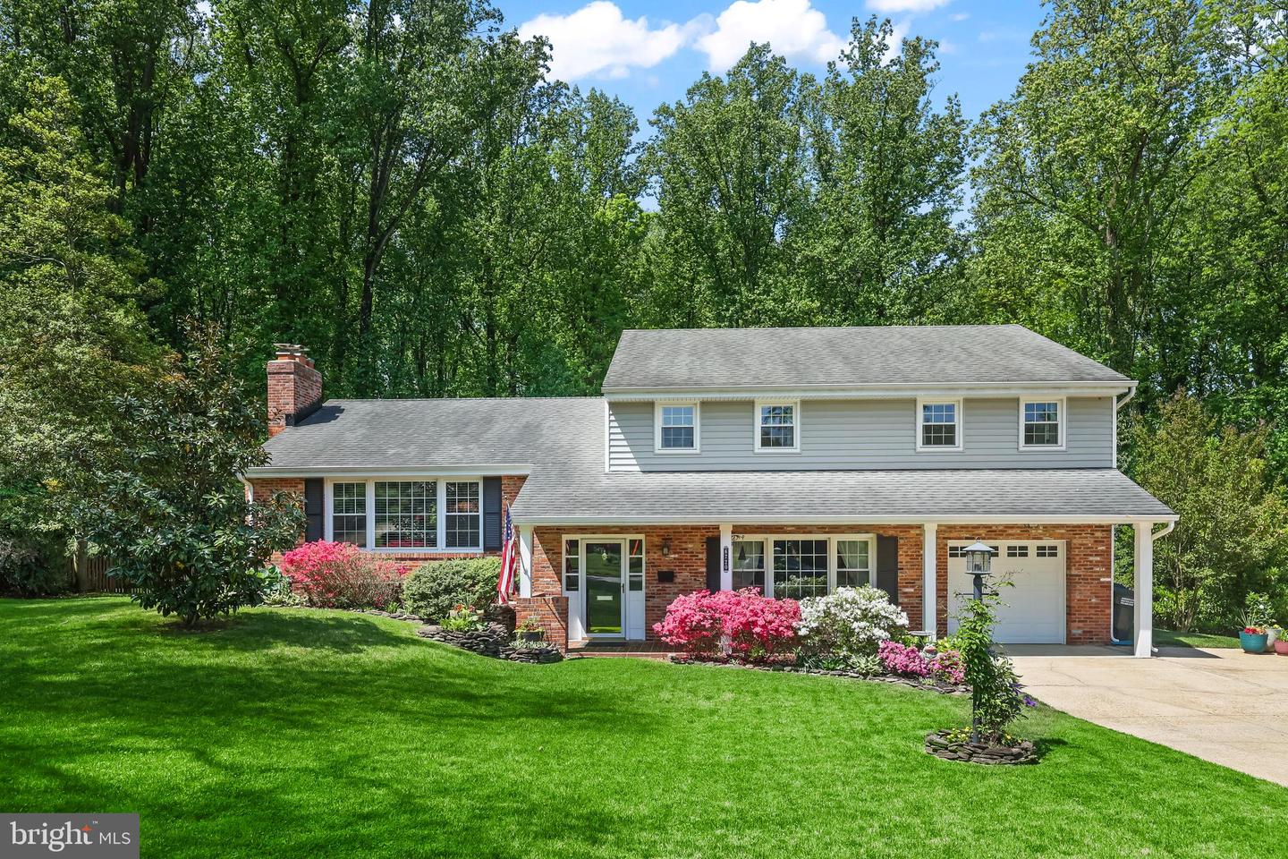 6720 DELAND DR, SPRINGFIELD, Virginia 22152, 5 Bedrooms Bedrooms, ,3 BathroomsBathrooms,Residential,For sale,6720 DELAND DR,VAFX2235632 MLS # VAFX2235632