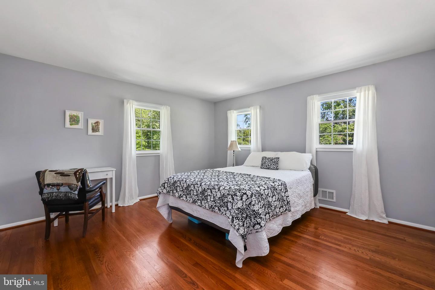 6720 DELAND DR, SPRINGFIELD, Virginia 22152, 5 Bedrooms Bedrooms, ,3 BathroomsBathrooms,Residential,For sale,6720 DELAND DR,VAFX2235632 MLS # VAFX2235632