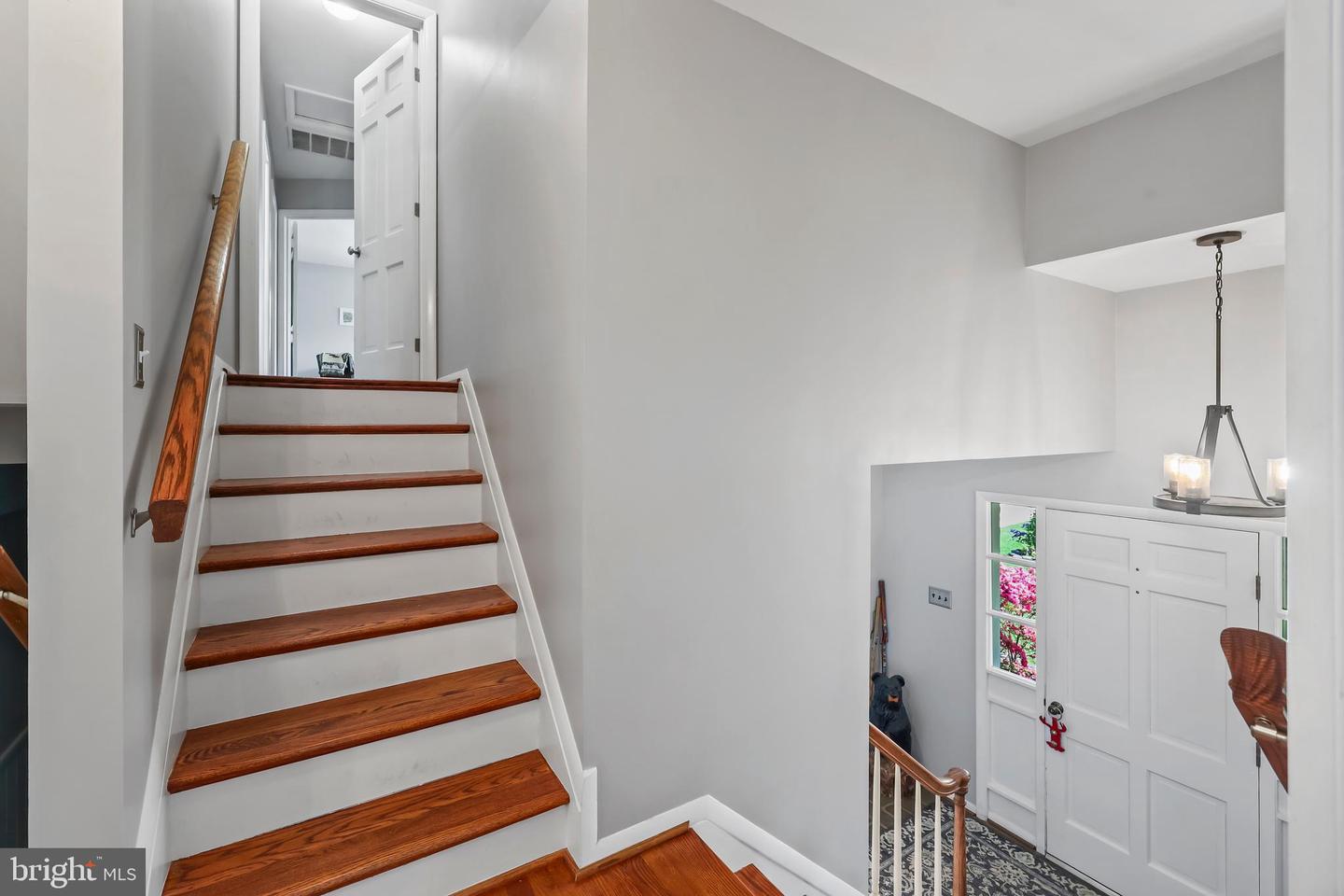 6720 DELAND DR, SPRINGFIELD, Virginia 22152, 5 Bedrooms Bedrooms, ,3 BathroomsBathrooms,Residential,For sale,6720 DELAND DR,VAFX2235632 MLS # VAFX2235632