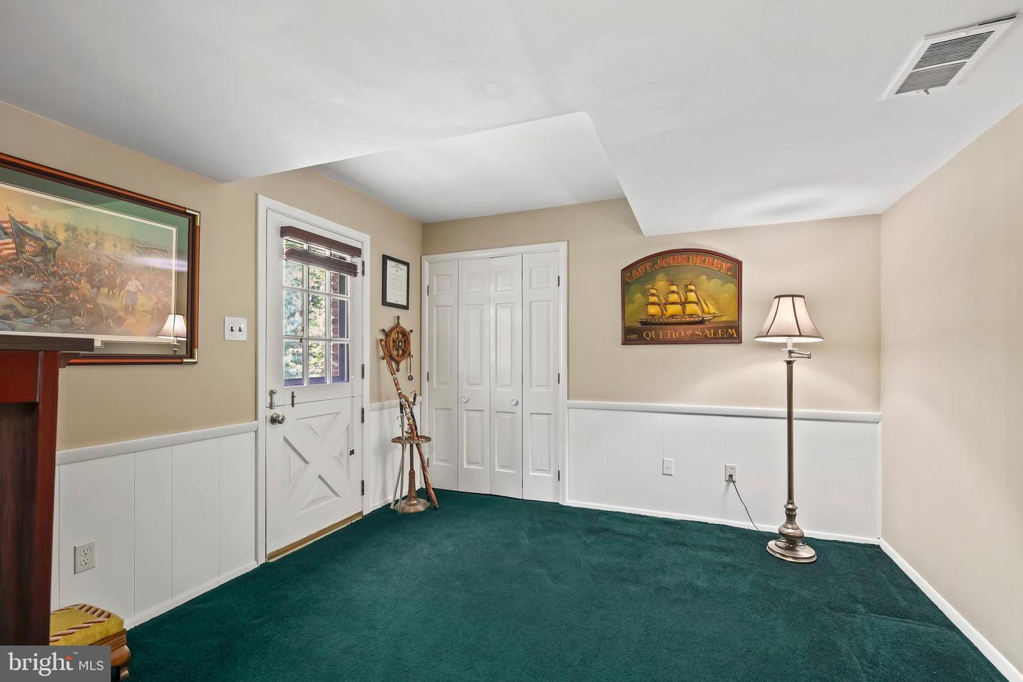 6720 DELAND DR, SPRINGFIELD, Virginia 22152, 5 Bedrooms Bedrooms, ,3 BathroomsBathrooms,Residential,For sale,6720 DELAND DR,VAFX2235632 MLS # VAFX2235632