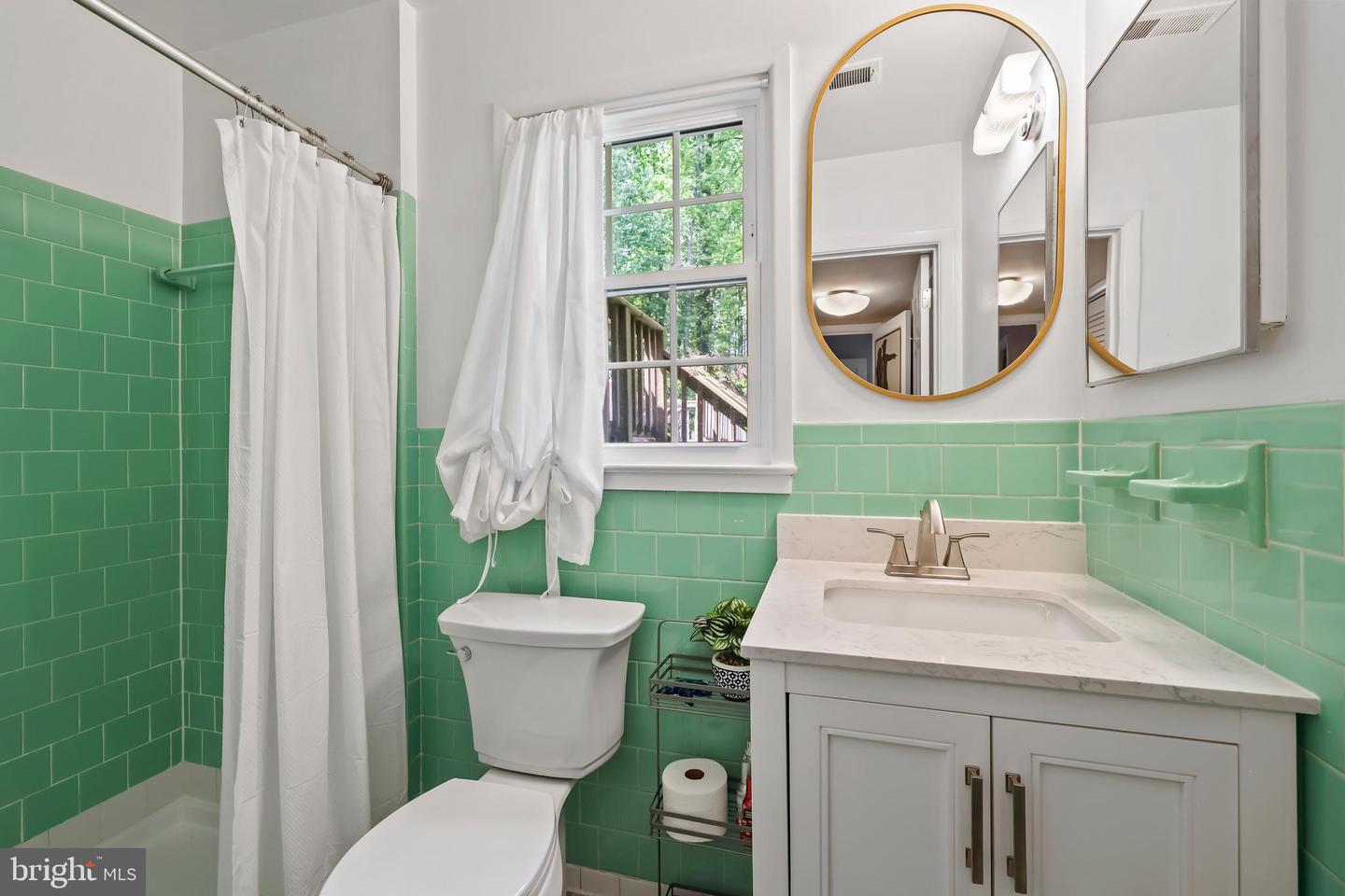 6720 DELAND DR, SPRINGFIELD, Virginia 22152, 5 Bedrooms Bedrooms, ,3 BathroomsBathrooms,Residential,For sale,6720 DELAND DR,VAFX2235632 MLS # VAFX2235632