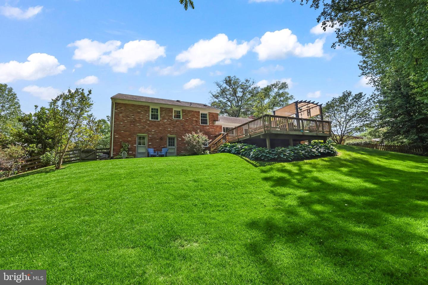 6720 DELAND DR, SPRINGFIELD, Virginia 22152, 5 Bedrooms Bedrooms, ,3 BathroomsBathrooms,Residential,For sale,6720 DELAND DR,VAFX2235632 MLS # VAFX2235632