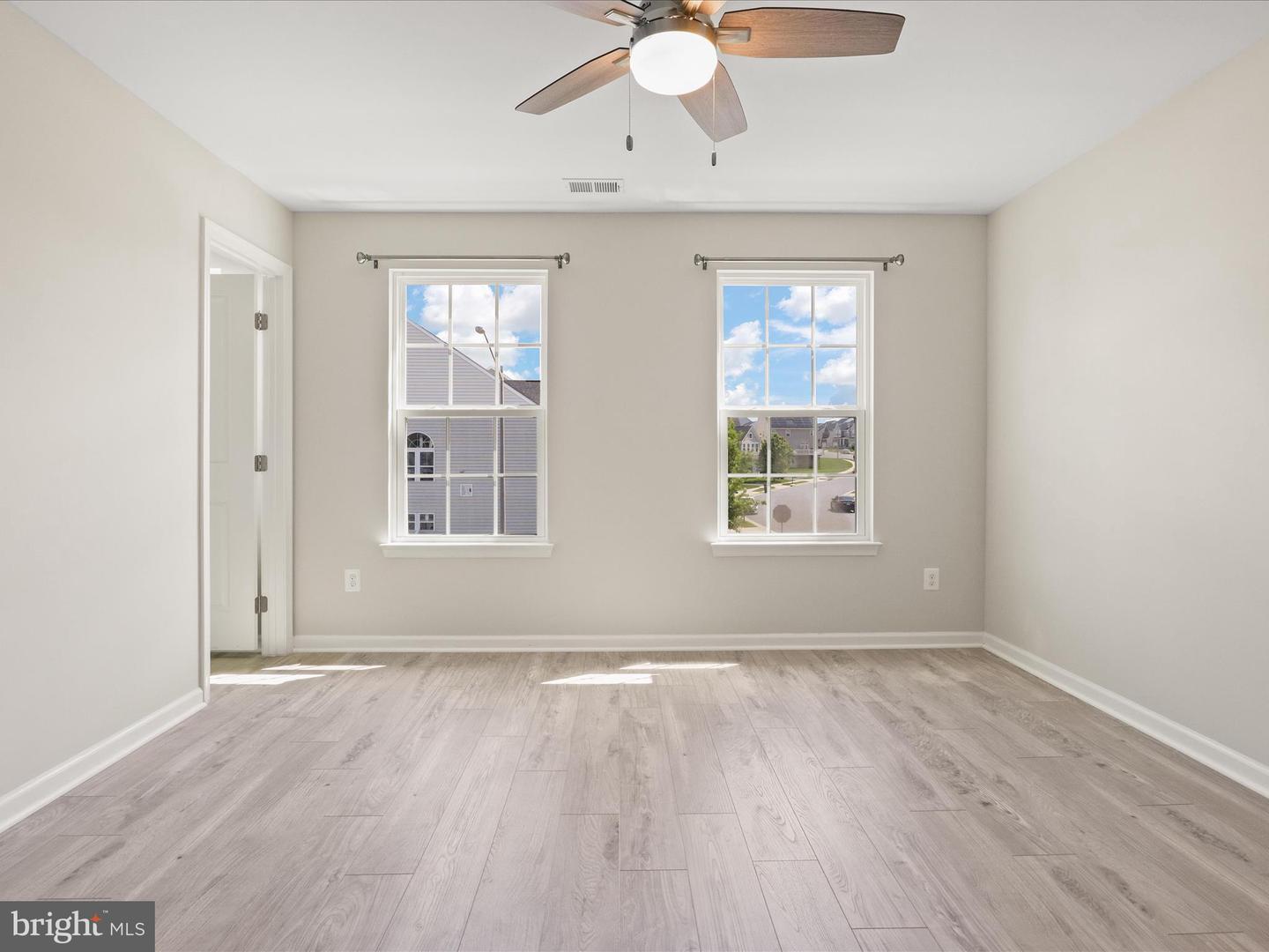 4480 WEEJUN LOOP, WOODBRIDGE, Virginia 22192, 4 Bedrooms Bedrooms, ,4 BathroomsBathrooms,Residential,For sale,4480 WEEJUN LOOP,VAPW2092532 MLS # VAPW2092532