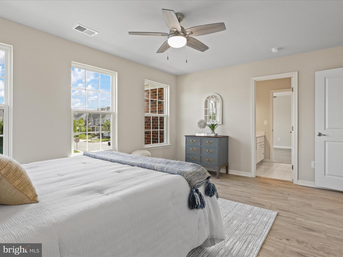4480 WEEJUN LOOP, WOODBRIDGE, Virginia 22192, 4 Bedrooms Bedrooms, ,4 BathroomsBathrooms,Residential,For sale,4480 WEEJUN LOOP,VAPW2092532 MLS # VAPW2092532