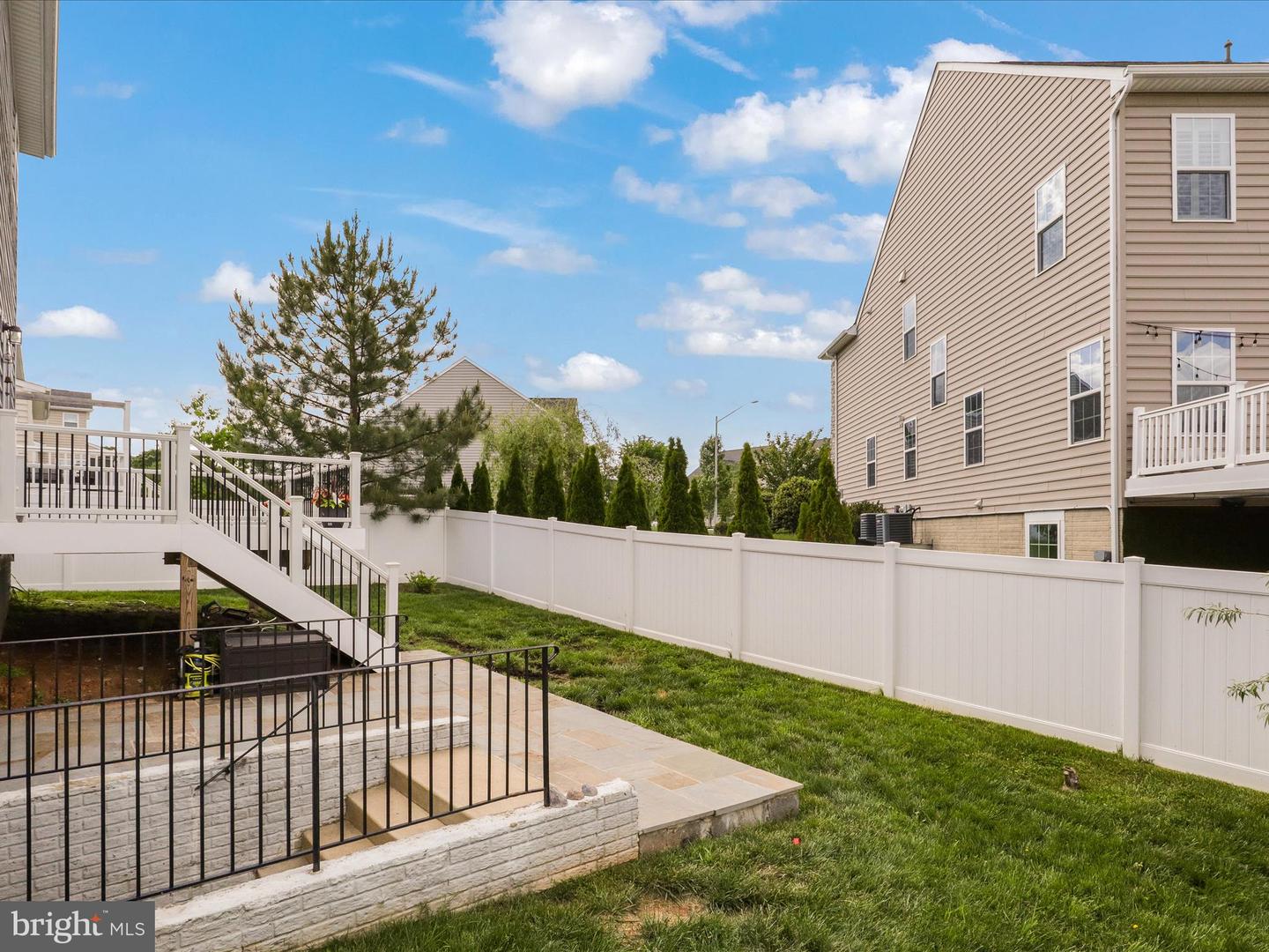 4480 WEEJUN LOOP, WOODBRIDGE, Virginia 22192, 4 Bedrooms Bedrooms, ,4 BathroomsBathrooms,Residential,For sale,4480 WEEJUN LOOP,VAPW2092532 MLS # VAPW2092532