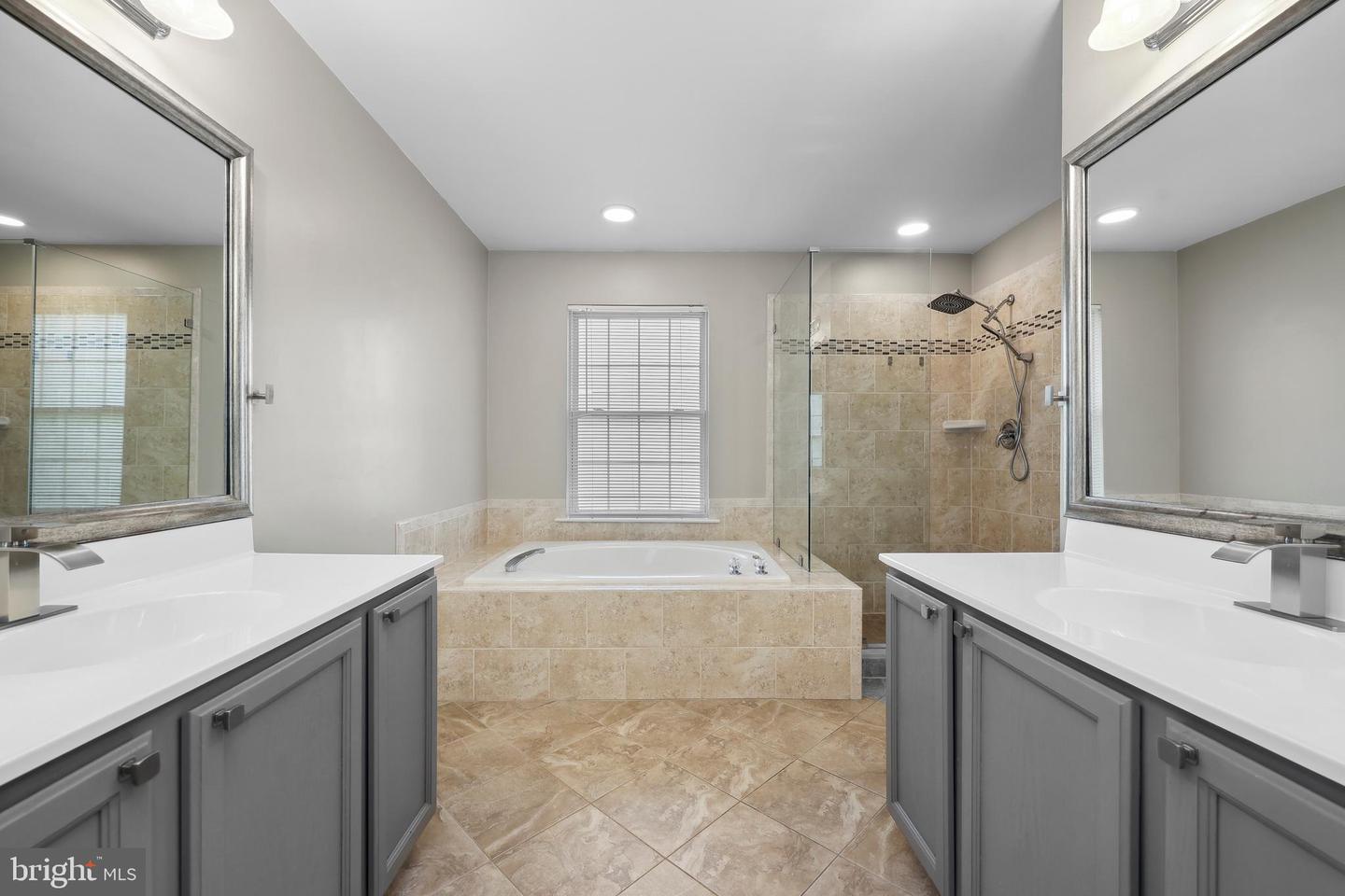 7883 LEROUX LN, MANASSAS, Virginia 20112, 4 Bedrooms Bedrooms, ,3 BathroomsBathrooms,Residential,For sale,7883 LEROUX LN,VAPW2092542 MLS # VAPW2092542