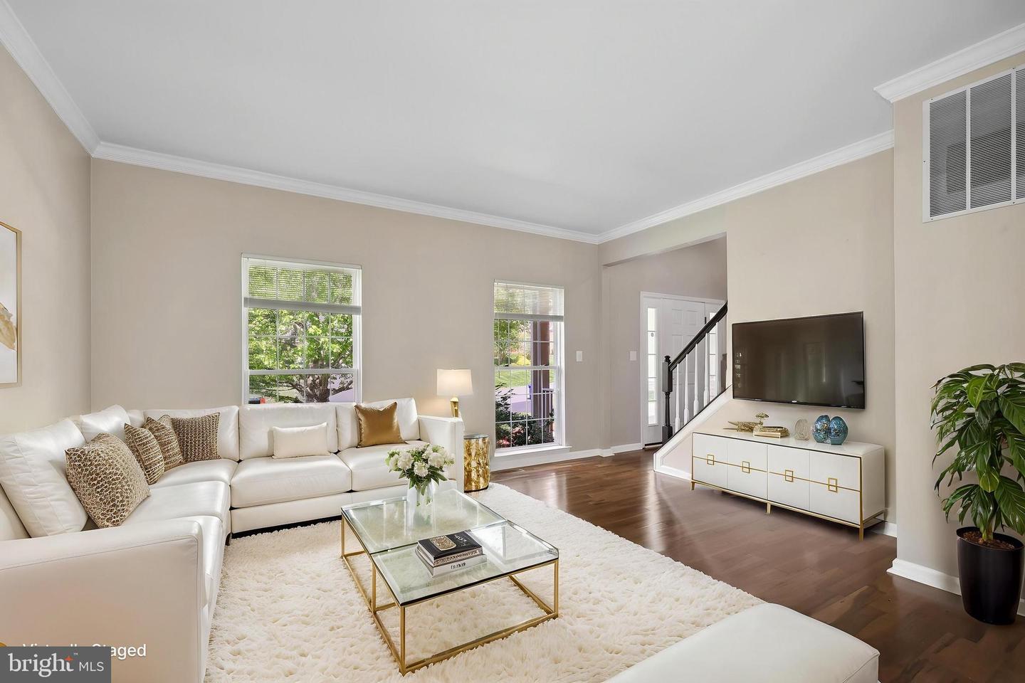 7883 LEROUX LN, MANASSAS, Virginia 20112, 4 Bedrooms Bedrooms, ,3 BathroomsBathrooms,Residential,For sale,7883 LEROUX LN,VAPW2092542 MLS # VAPW2092542