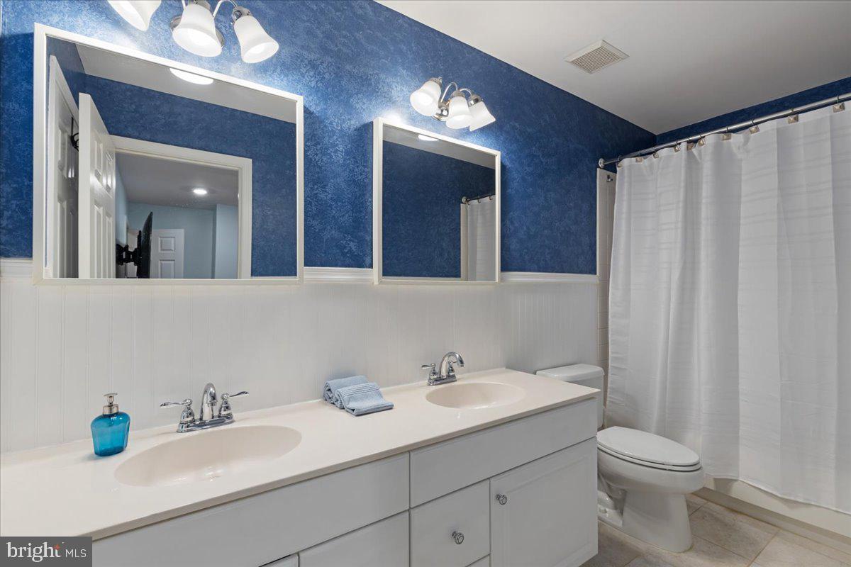 3565 HUMMOCK PL, WOODBRIDGE, Virginia 22192, 4 Bedrooms Bedrooms, ,2 BathroomsBathrooms,Residential,For sale,3565 HUMMOCK PL,VAPW2092546 MLS # VAPW2092546