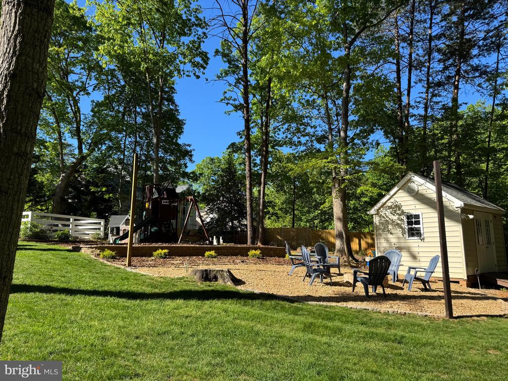 13515 PERIMETER DR, FREDERICKSBURG, Virginia 22407, 5 Bedrooms Bedrooms, ,3 BathroomsBathrooms,Residential,13515 PERIMETER DR,VASP2032992 MLS # VASP2032992
