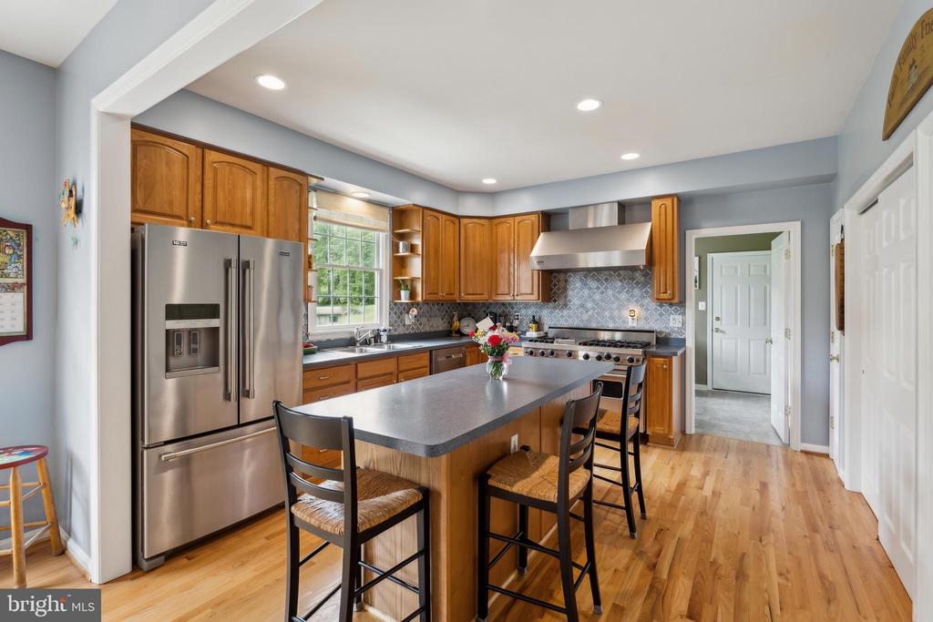 5415 CARPER FARM LN, HUME, Virginia, 3 Bedrooms Bedrooms, ,2 BathroomsBathrooms,Residential,5415 CARPER FARM LN,VAFQ2016470 MLS # VAFQ2016470