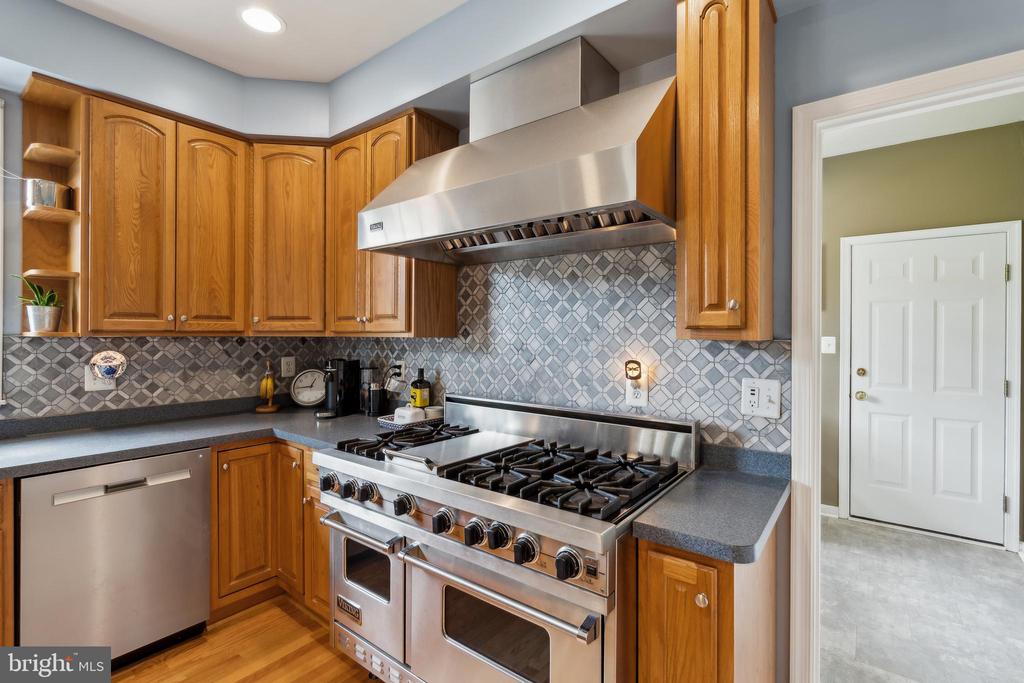 5415 CARPER FARM LN, HUME, Virginia, 3 Bedrooms Bedrooms, ,2 BathroomsBathrooms,Residential,5415 CARPER FARM LN,VAFQ2016470 MLS # VAFQ2016470