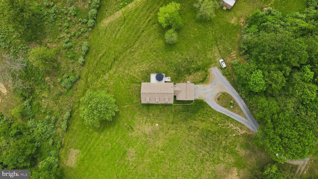 5415 CARPER FARM LN, HUME, Virginia, 3 Bedrooms Bedrooms, ,2 BathroomsBathrooms,Residential,5415 CARPER FARM LN,VAFQ2016470 MLS # VAFQ2016470
