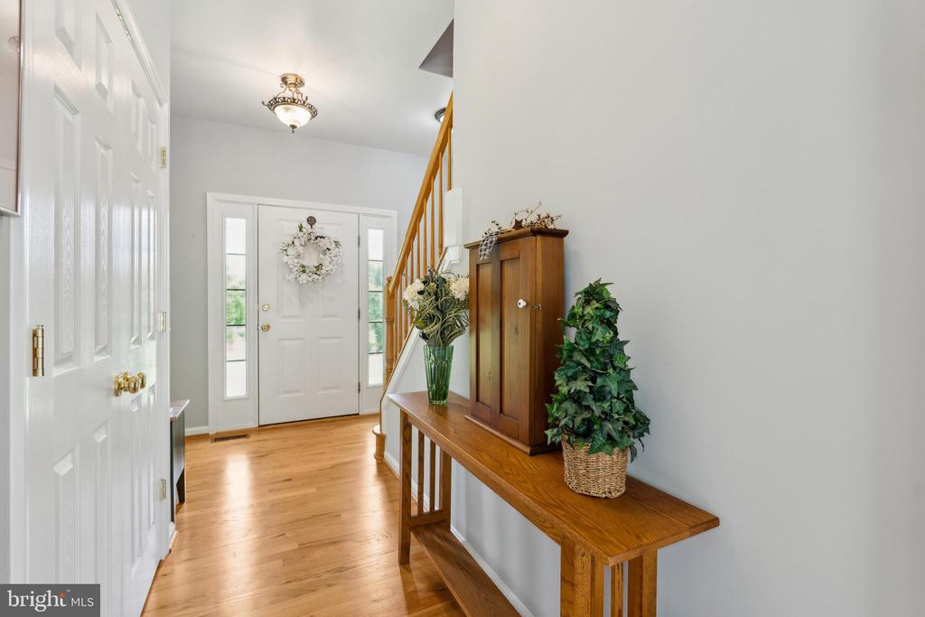 5415 CARPER FARM LN, HUME, Virginia, 3 Bedrooms Bedrooms, ,2 BathroomsBathrooms,Residential,5415 CARPER FARM LN,VAFQ2016470 MLS # VAFQ2016470
